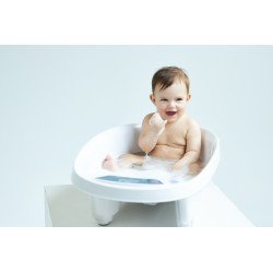 Baby Patent aqua scale