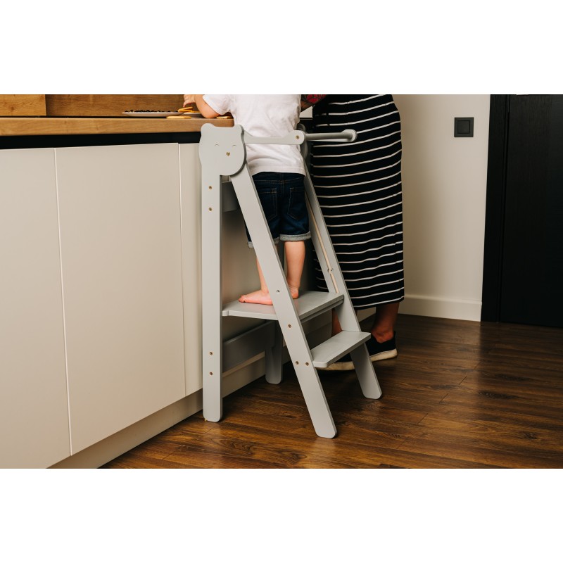 Montessori foldable kitchen step stool